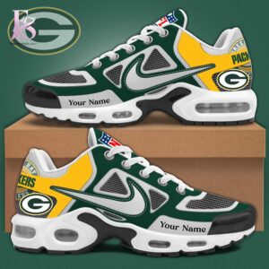 The Green Bay Packers Air Max TN Shoes is designed to fit effortlessly into everyday style.