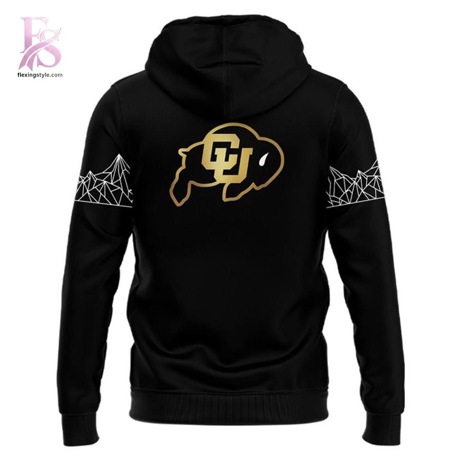 The Colorado Buffaloes Uniform 2026 Hoodie 3 combines ease, comfort, and a timeless everyday style.