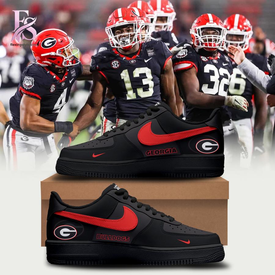 Unisex fashion apparel with modern streetwear design with theGeorgia Bulldogs Back in Black Nike Air Force 1 1
