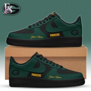 The Green Bay Packers Black in Black Air Force Shoes 1 keeps your look clean and comfortable.