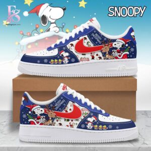 High-quality image focusing on the details of Snoopy Christmas Merry Snoopmas Air Force Shoes 1.