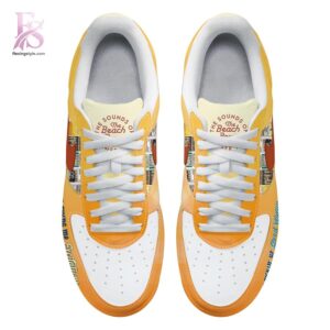 A relaxed style option, the The Beach Boys Good Vibrations Air Force Shoes fits many outfits.