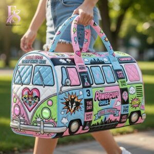 Detailed product image of The Powerpuff Girls Quilted Duffle Bag 2 with eye-catching style and smooth finish.
